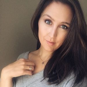 Meet your Posher, Justine